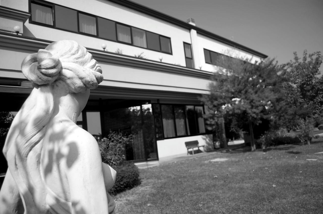 Hotel Il Maglio Imola Esterno foto